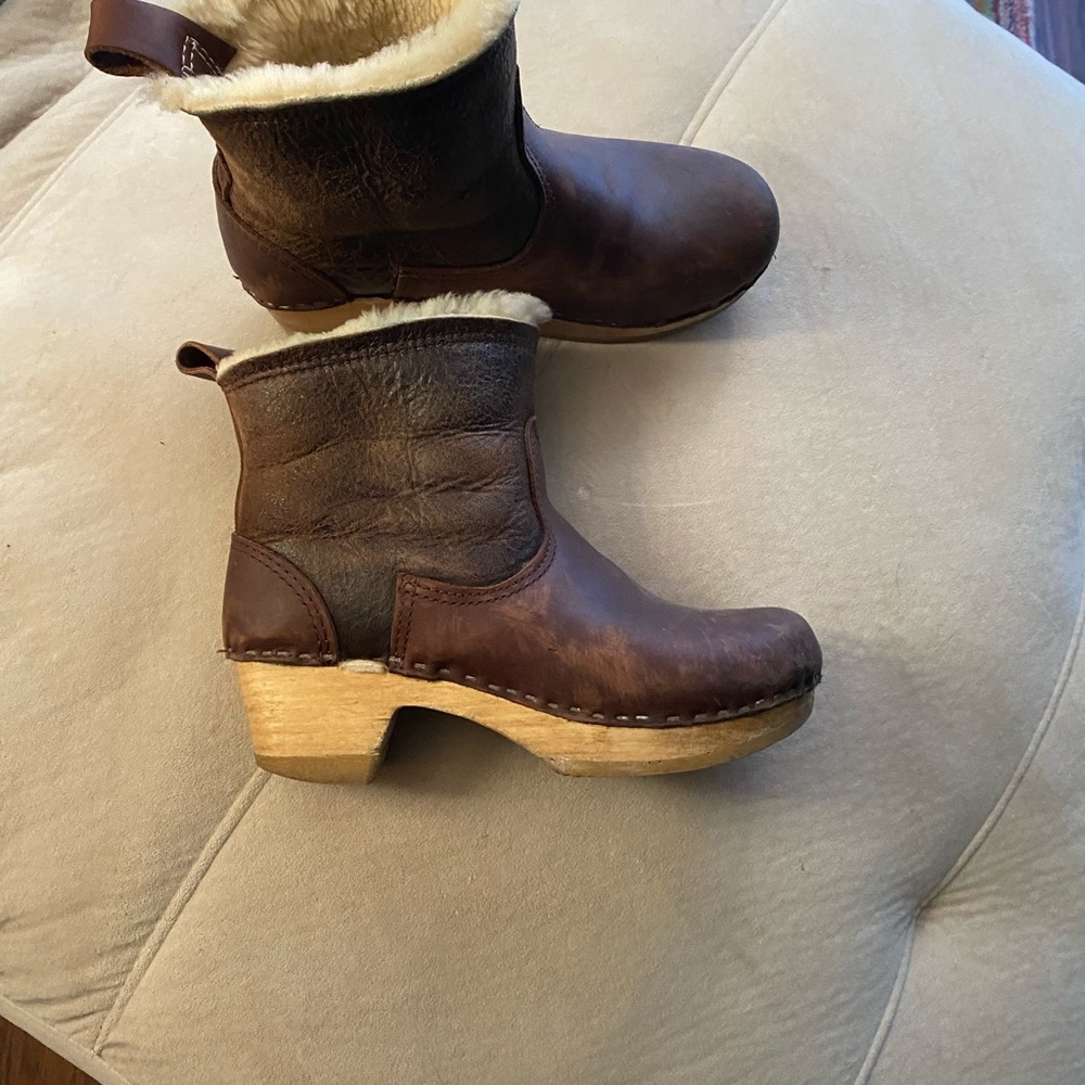 No6 clog boots, size 38